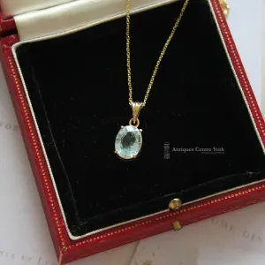 18ct Gold Aquamarine Pendant