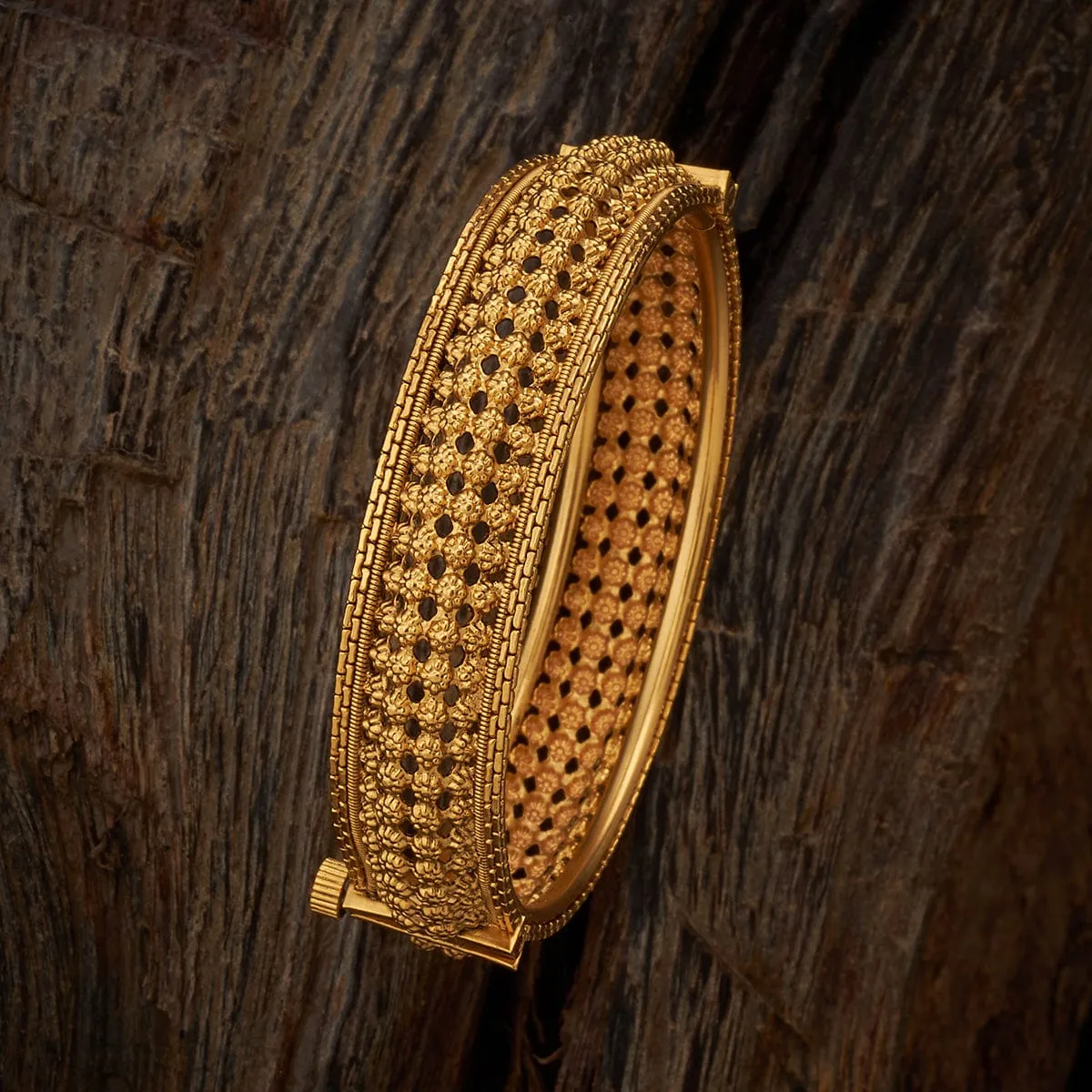 Antique Bangle 150358