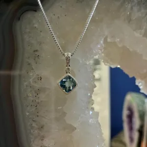 Aquamarine and Diamond Milgrain Pendant