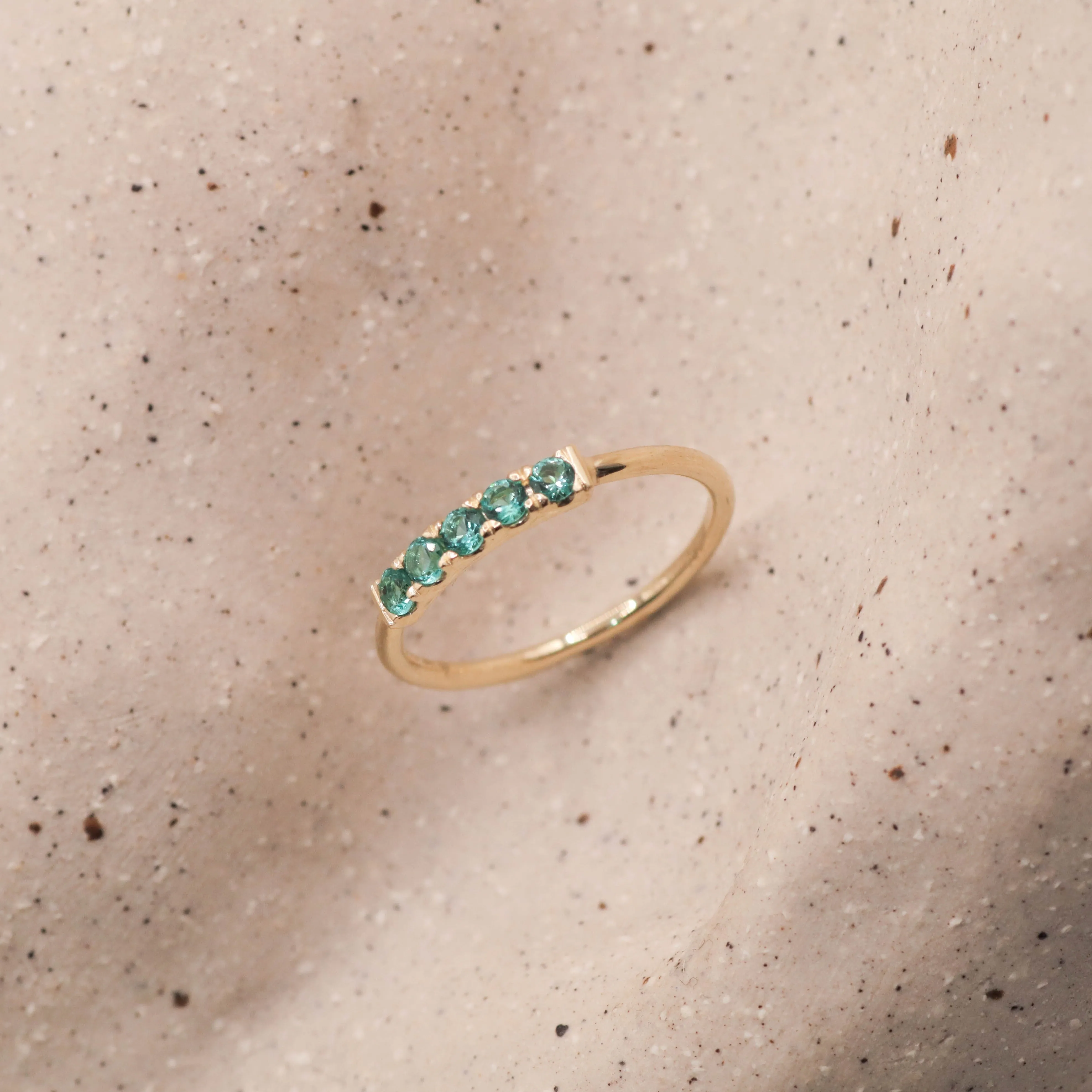 Candy Gold Ring With Emerald