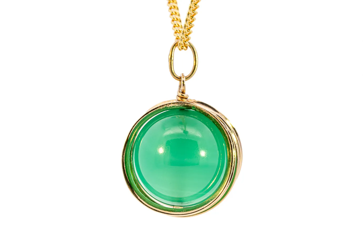 Exquisite 18ct Yellow Gold Dyed Agate Spinner Pendant