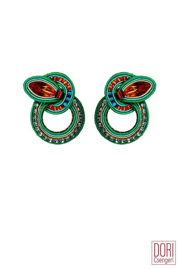 Femme Unique Hoop Clip On Earrings