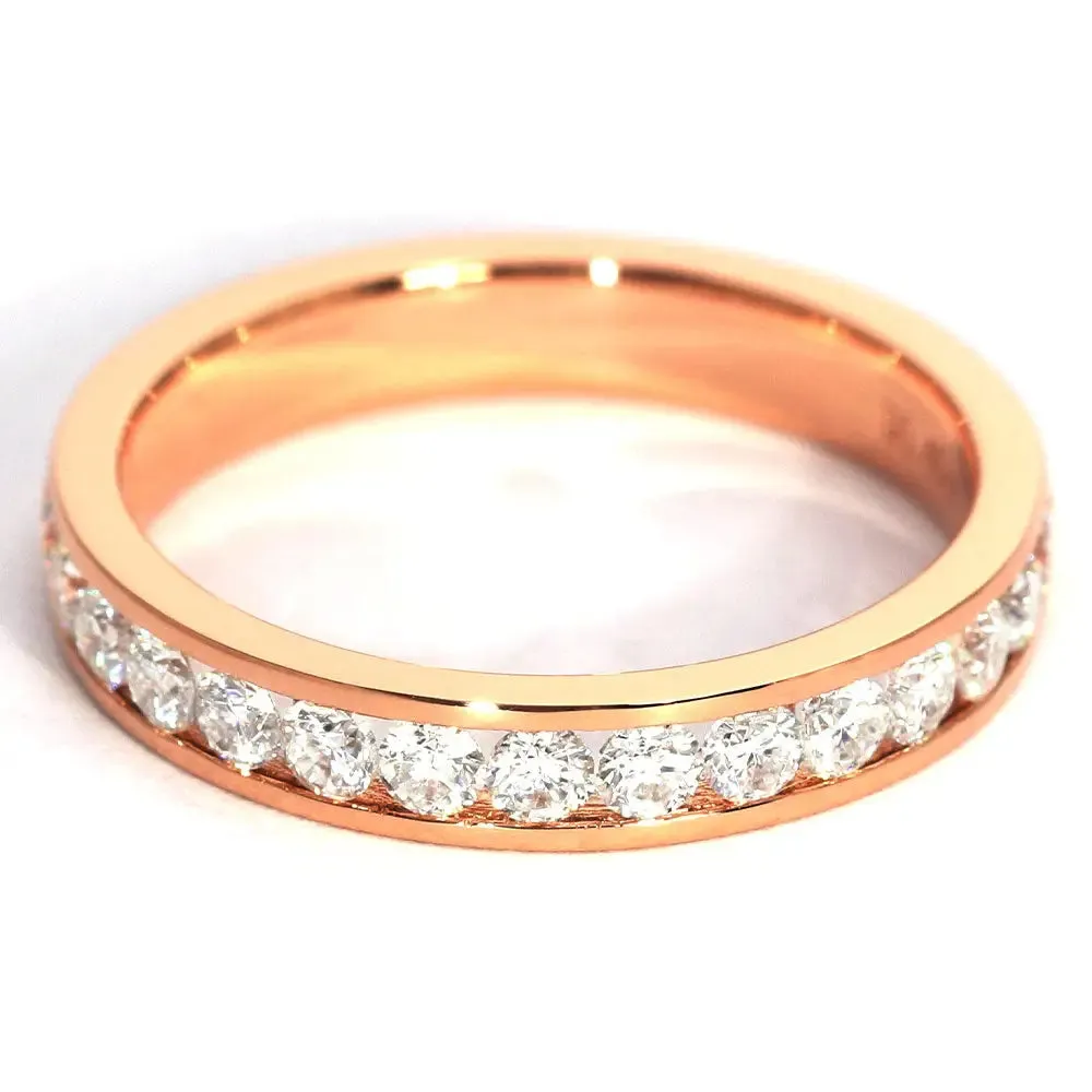 Matching Wedding Rings in 18K gold