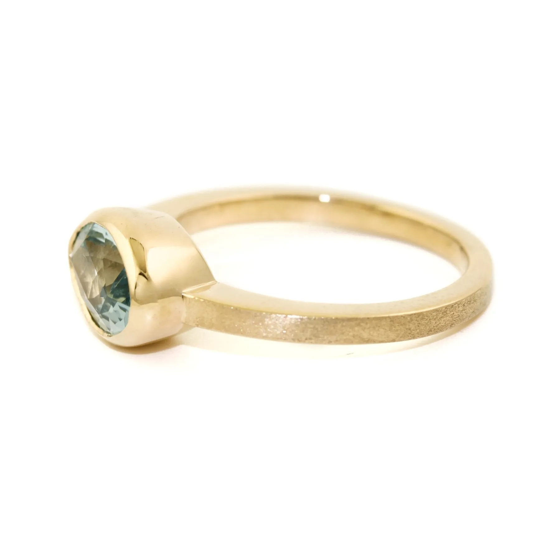 Oval Cut Aquamarine Ring in 14K