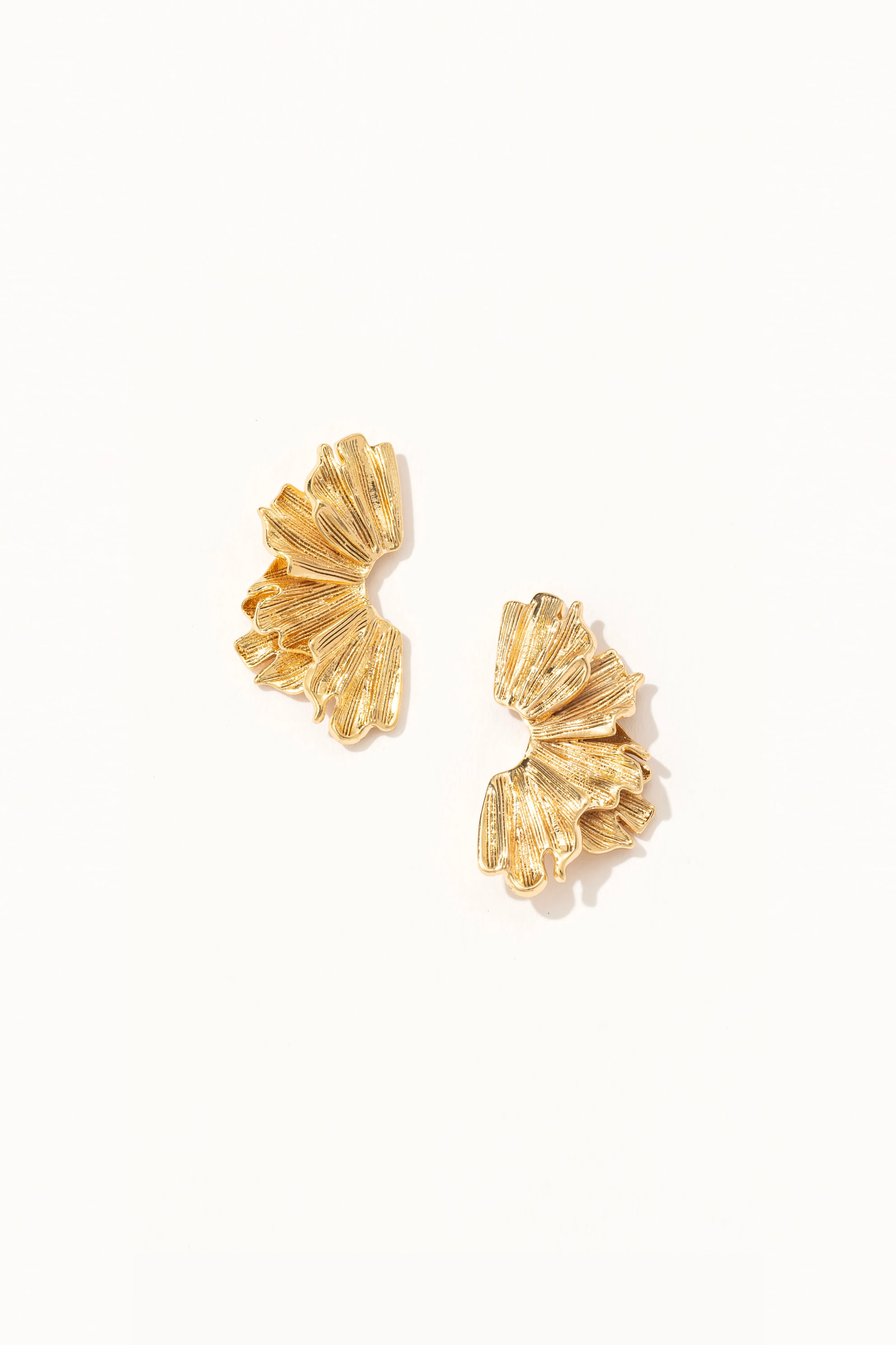 Saoirse Metalic Floral Earrings