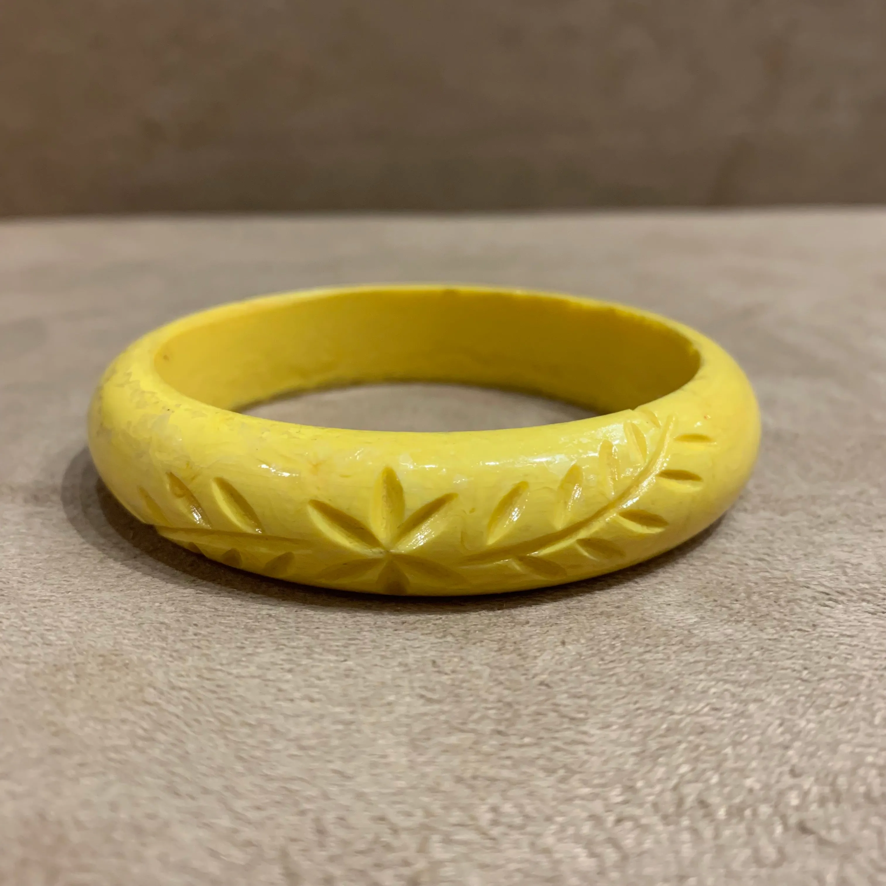 Splendette yellow marigold midi bangle