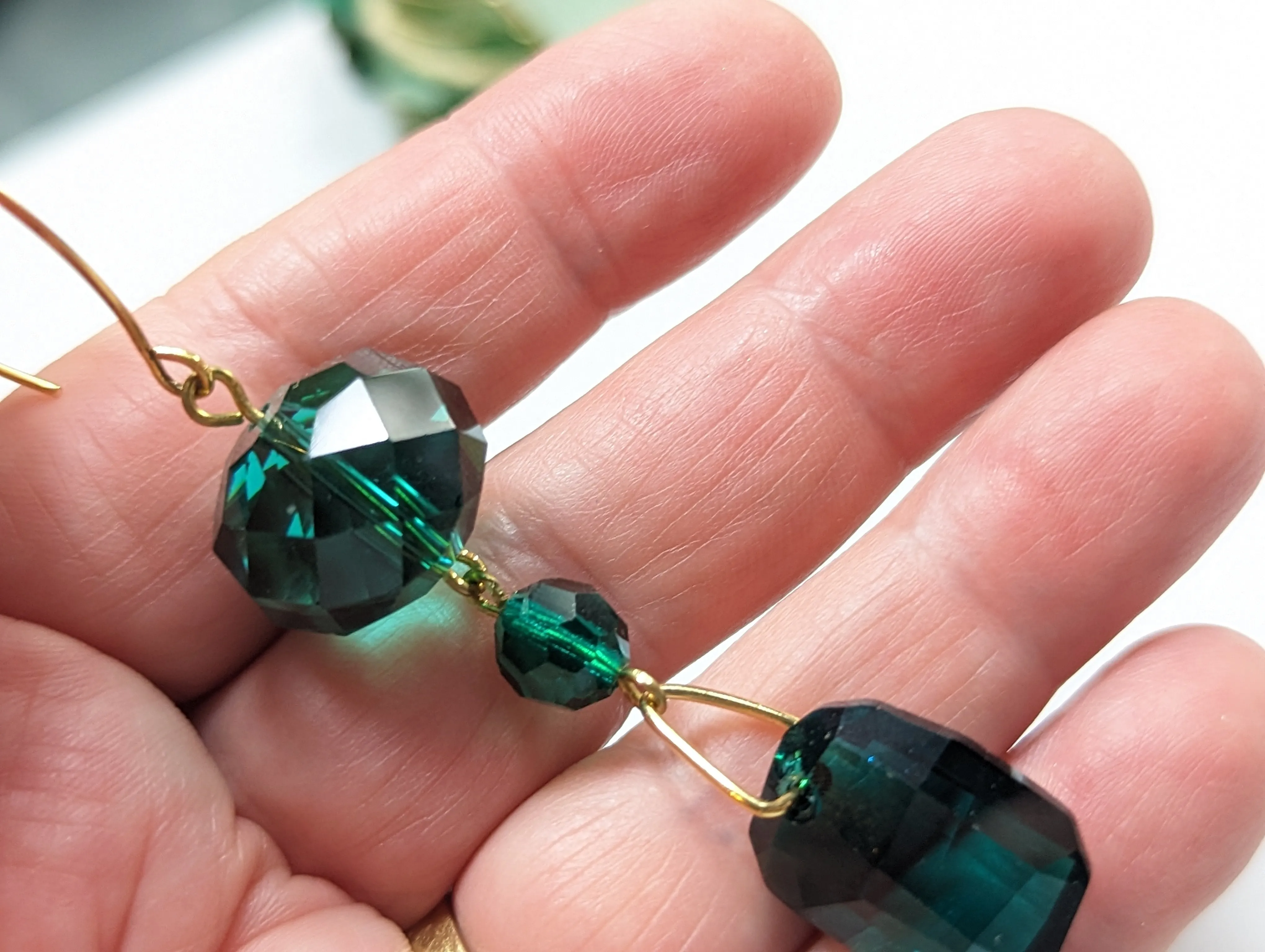 Swarovski Emerald Green Earrings USA made Sugar Gay Isber Free shipping 3.6 inches